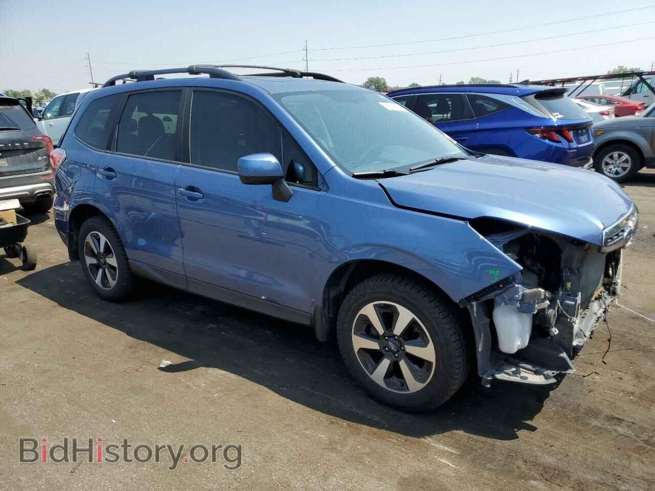 2017 SUBARU FORESTER - VIN: JF2SJAEC0HH553549 - Фото 4