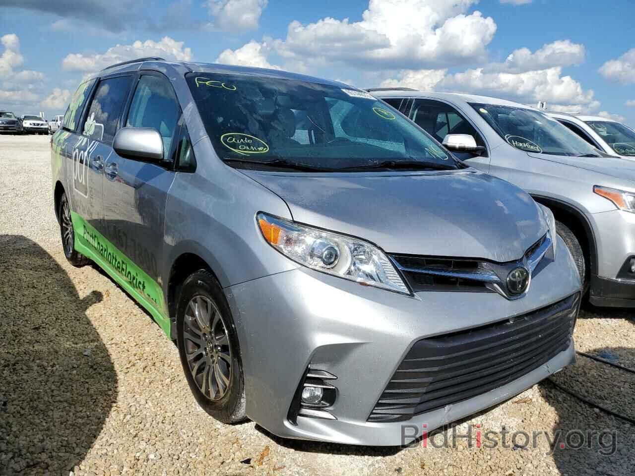 Фотография 5TDYZ3DC2JS919446 - TOYOTA SIENNA 2018