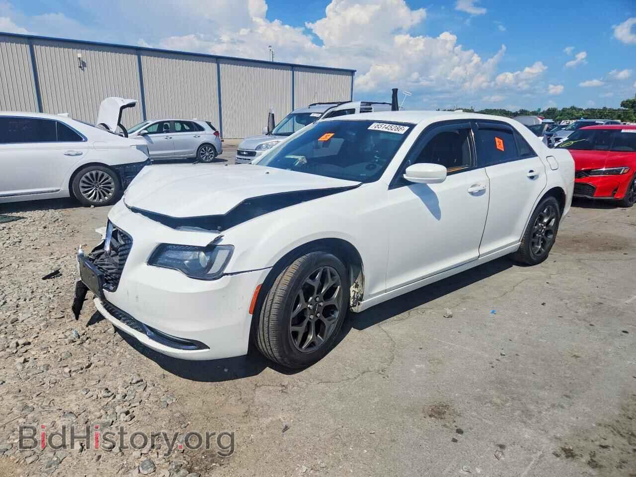 Фотография 2C3CCAGG2JH267736 - CHRYSLER 300 2018
