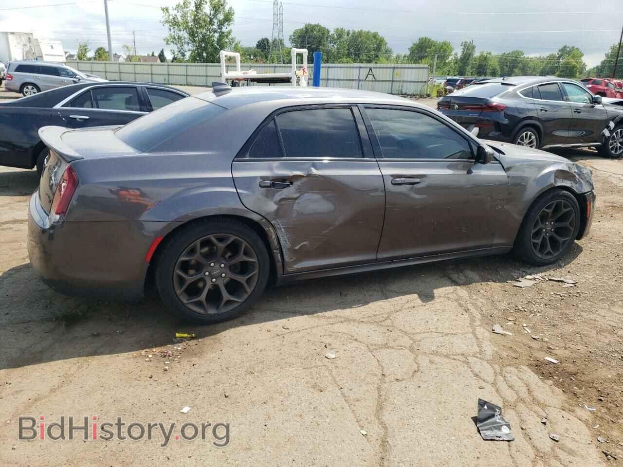 2017 CHRYSLER 300 - VIN: 2C3CCABG6HH668871 - Фото 3