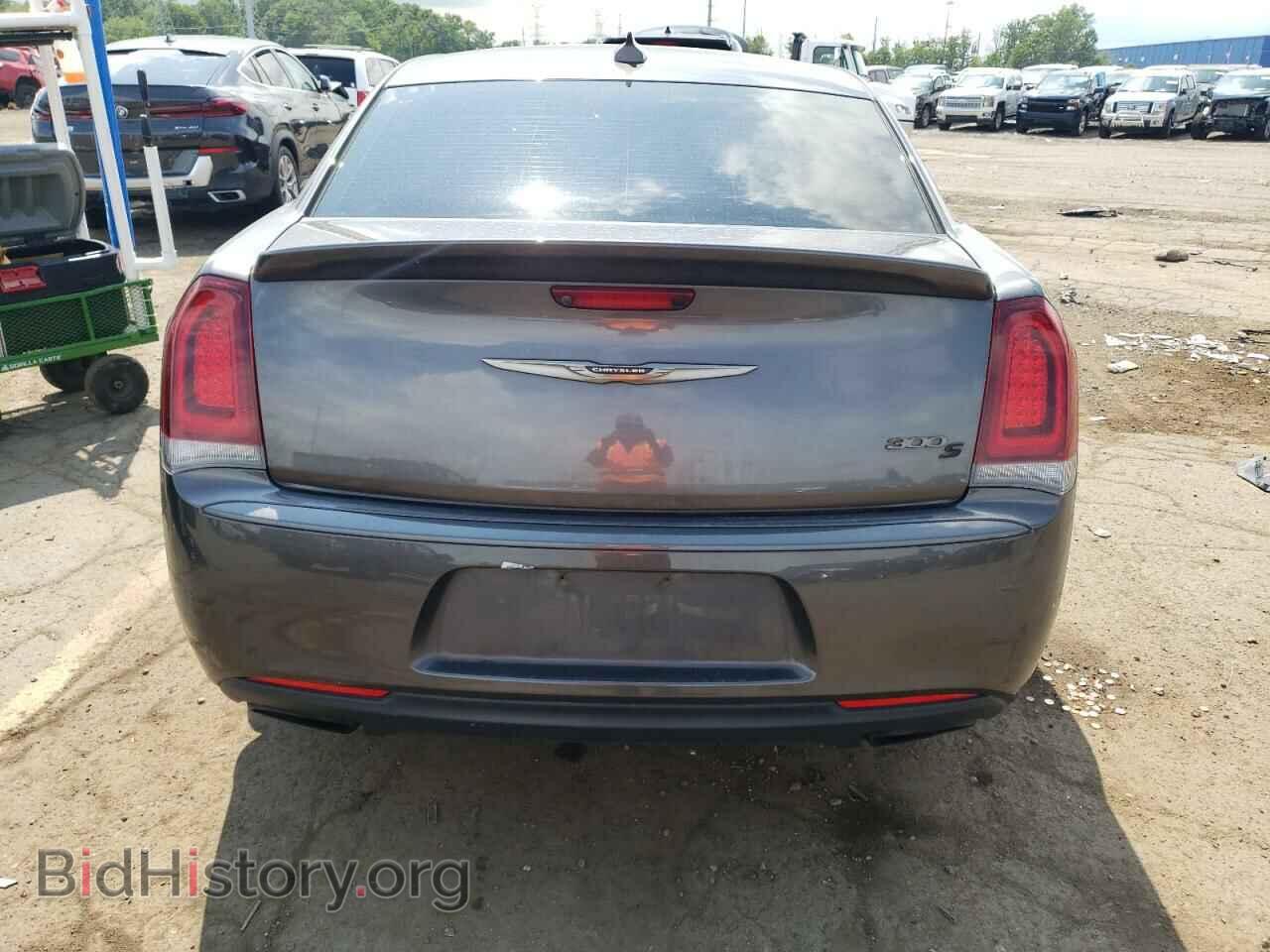 2017 CHRYSLER 300 - VIN: 2C3CCABG6HH668871 - Фото 6