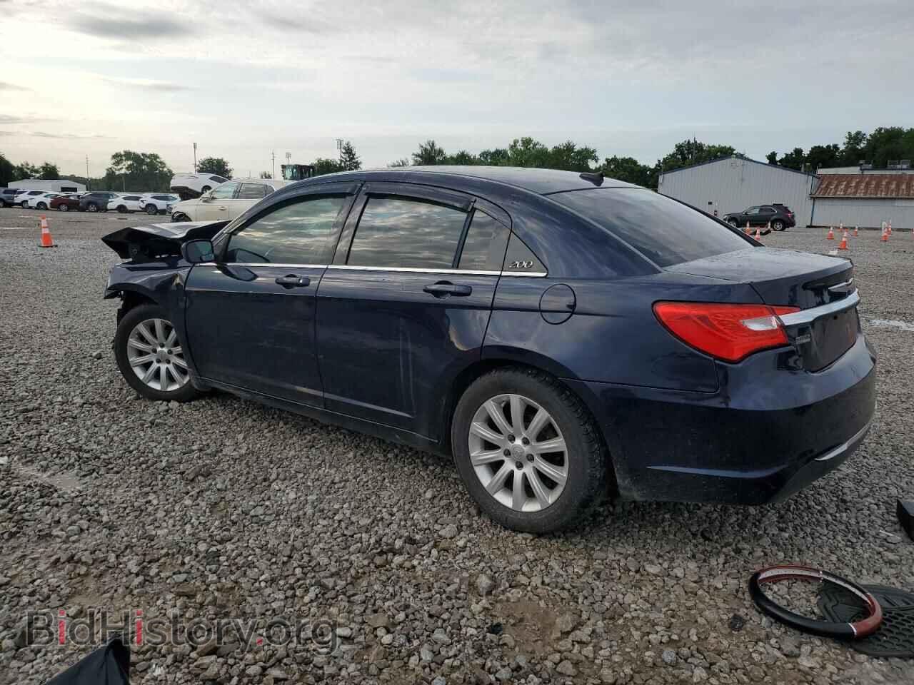 2013 CHRYSLER 200 - VIN: 1C3CCBBG2DN731519 - Фото 2