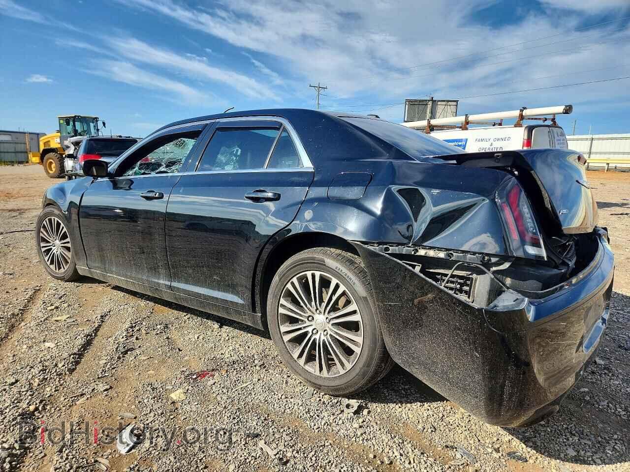 2012 CHRYSLER 300 - VIN: 2C3CCAJT3CH137392 - Фото 2