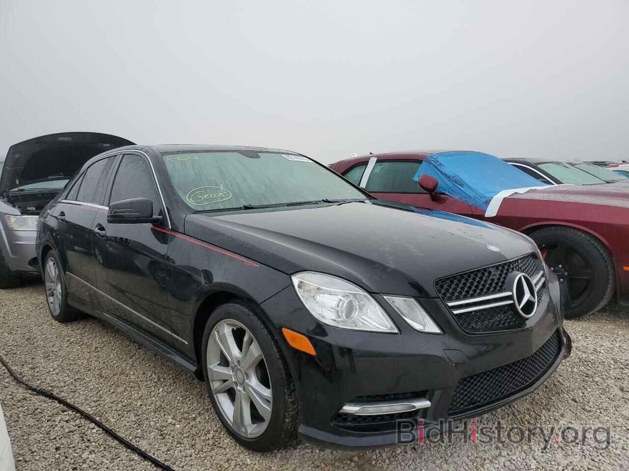 Photo WDDHF5KB3DA725613 - MERCEDES-BENZ E-CLASS 2013