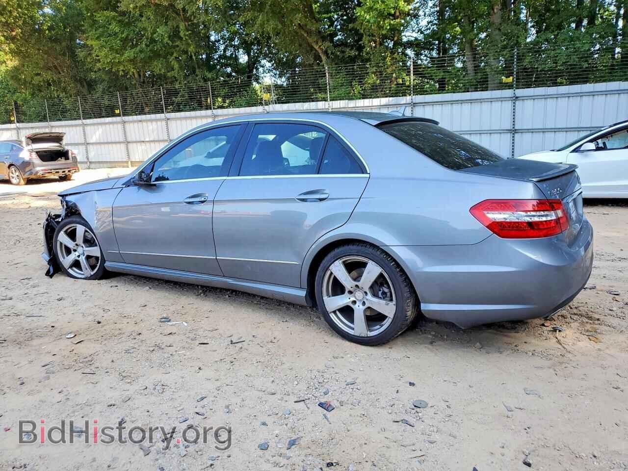 2011 MERCEDES-BENZ E-CLASS - VIN: WDDHF5GB2BA475836 - Фото 2