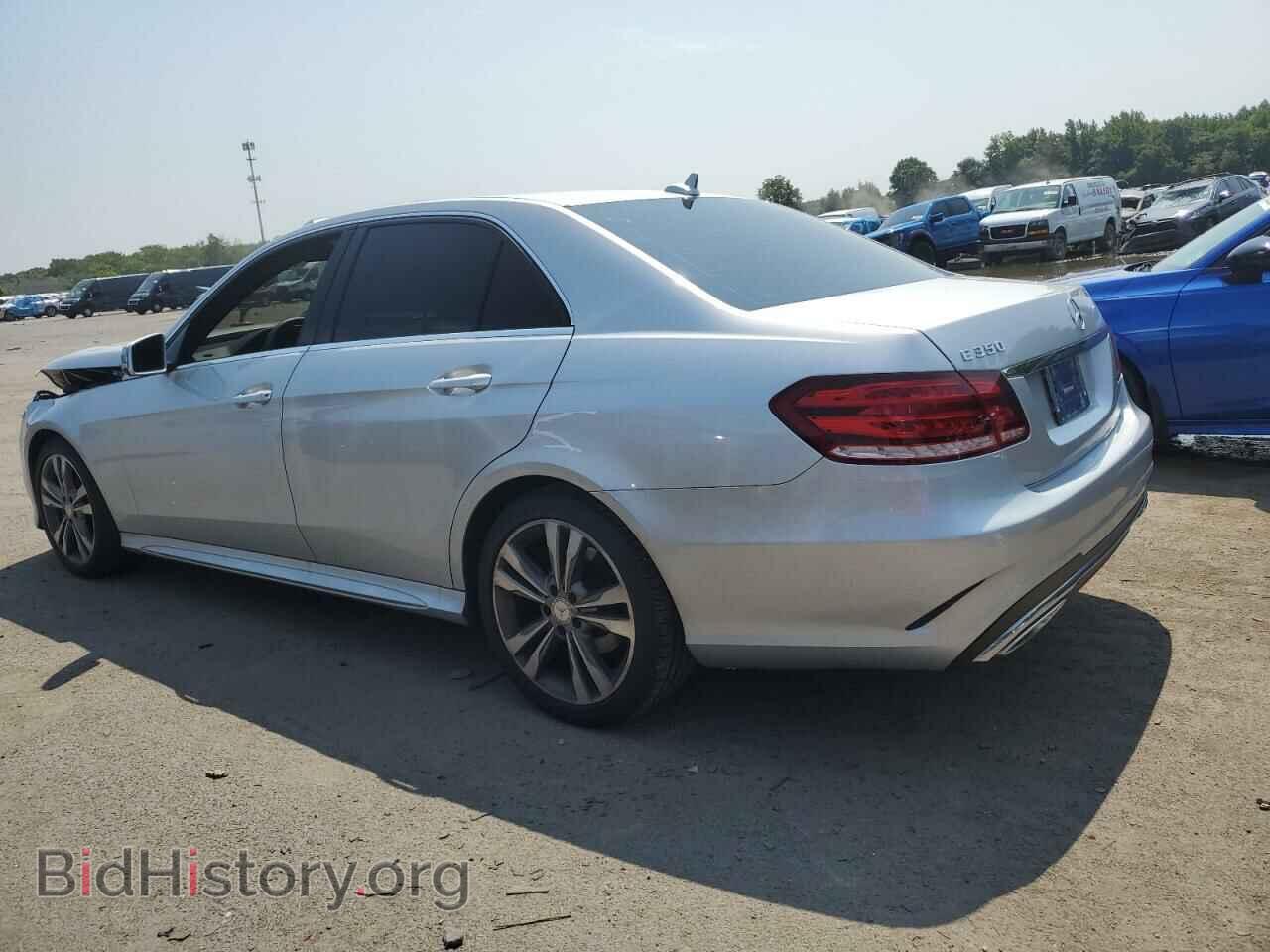 2014 MERCEDES-BENZ E-CLASS - VIN: WDDHF5KB0EA842213 - Фото 2