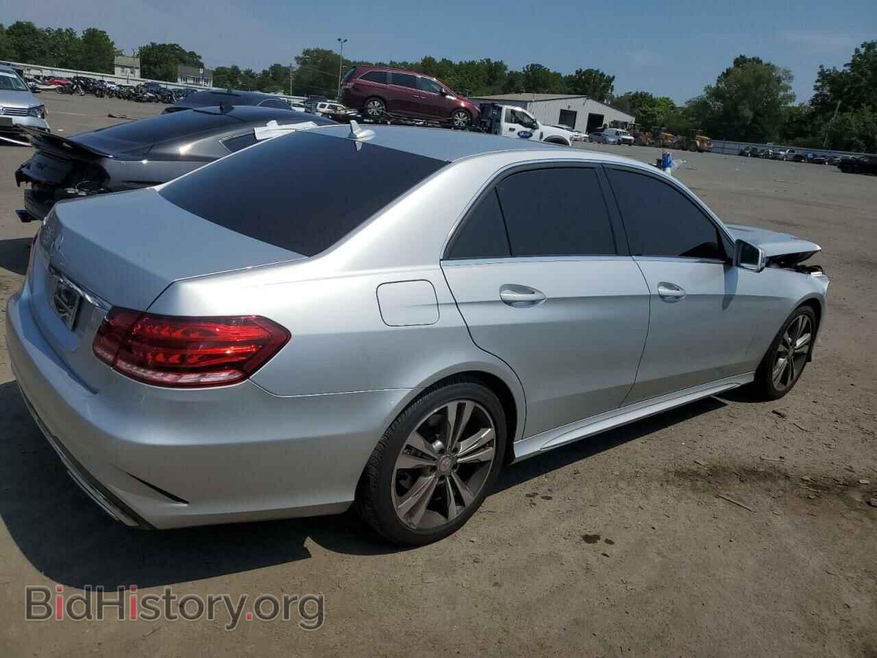 2014 MERCEDES-BENZ E-CLASS - VIN: WDDHF5KB0EA842213 - Фото 3