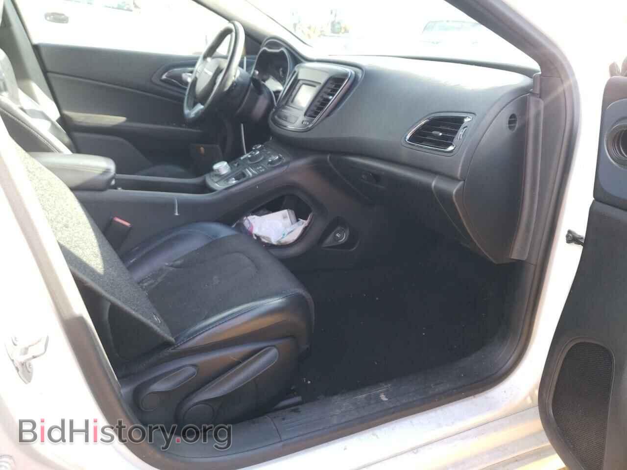 2016 CHRYSLER 200 - VIN: 1C3CCCBB6GN152242 - Фото 5