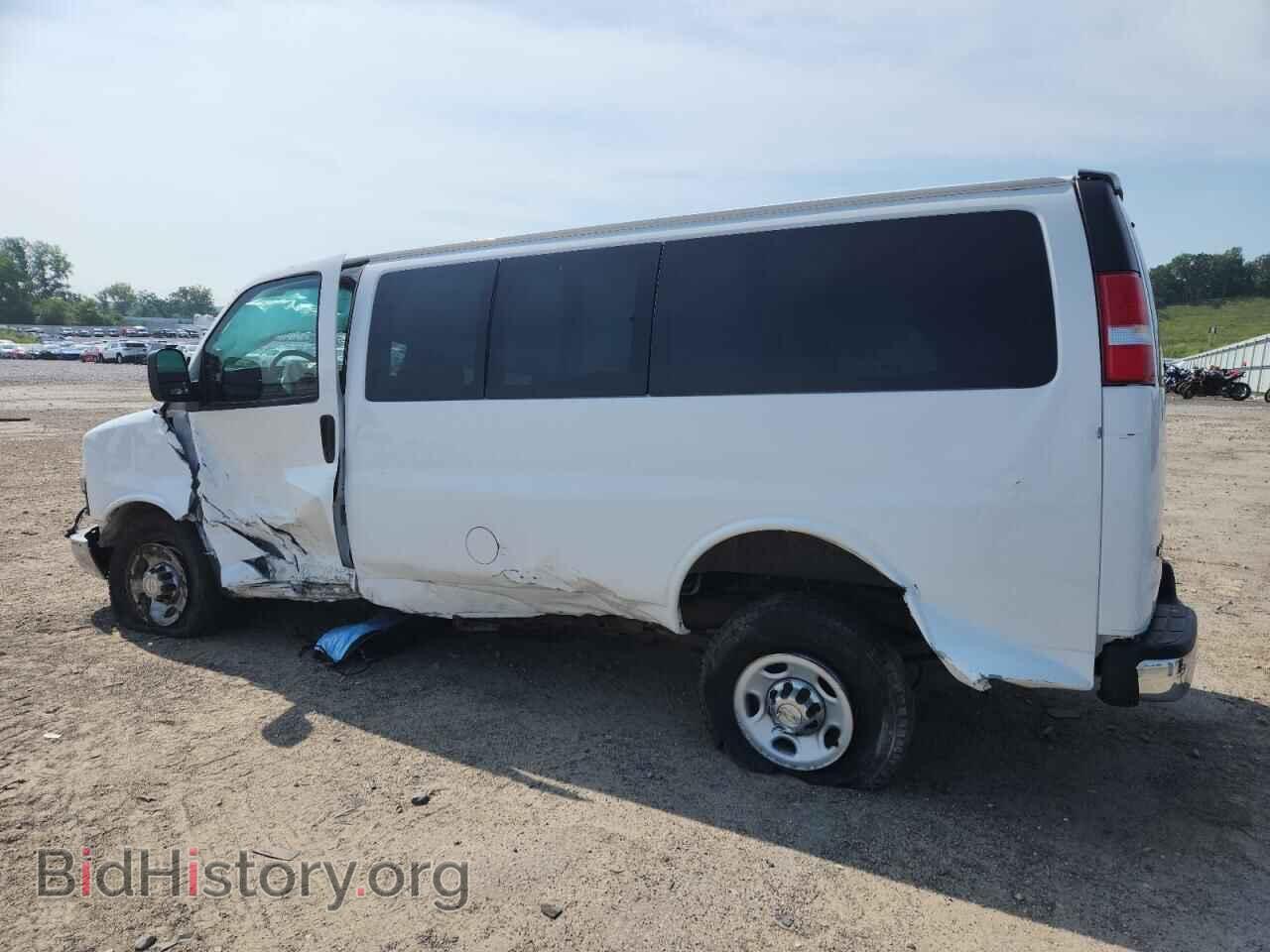 2016 CHEVROLET EXPRESS - VIN: 1GAZGMFG3G1165455 - Фото 2