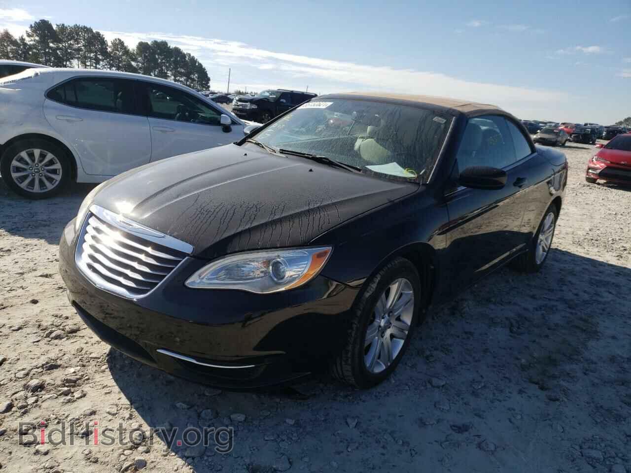 2011 CHRYSLER 200 - VIN: 1C3BC2EG0BN570950 - Фото 2