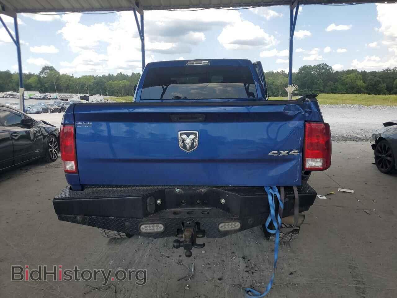 2018 RAM All Models - VIN: 3C6UR5CL7JG217494 - Photo 6