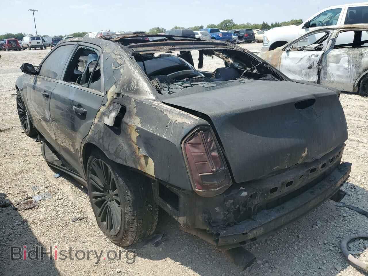 2014 CHRYSLER 300 - VIN: 2C3CCABG1EH200669 - Фото 2