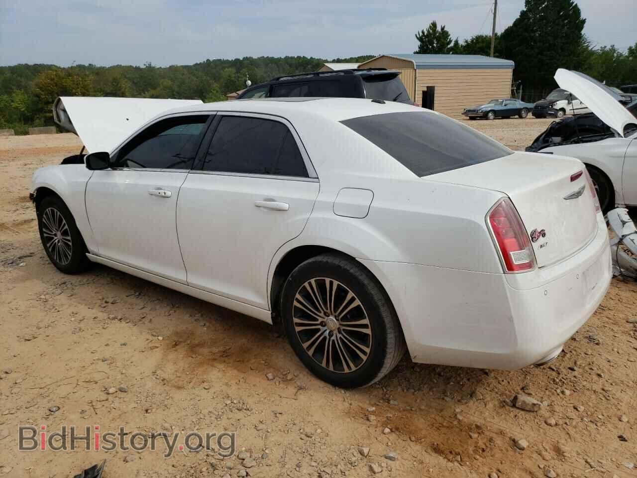 2013 CHRYSLER 300 - VIN: 2C3CCAGG0DH683224 - Фото 2