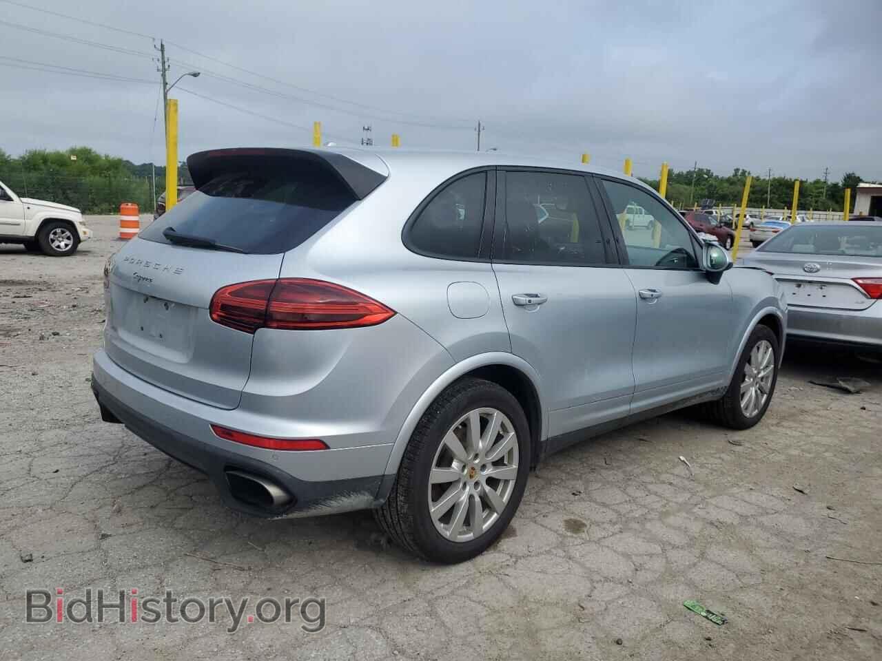 2017 PORSCHE CAYENNE - VIN: WP1AA2A24HKA82309 - Фото 3