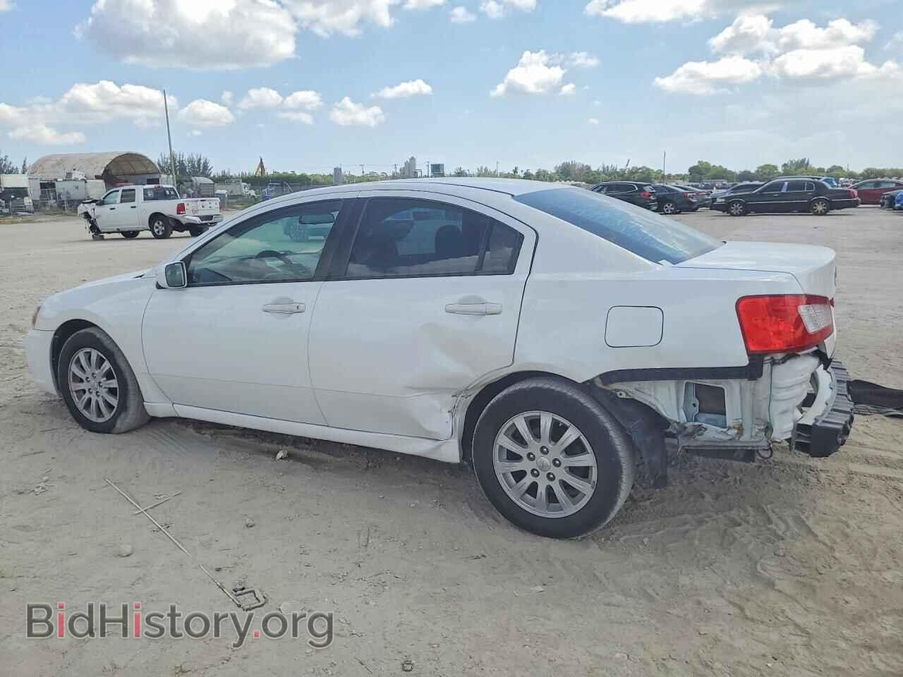 2011 MITSUBISHI GALANT - VIN: 4A32B2FF6BE015437 - Photo 2