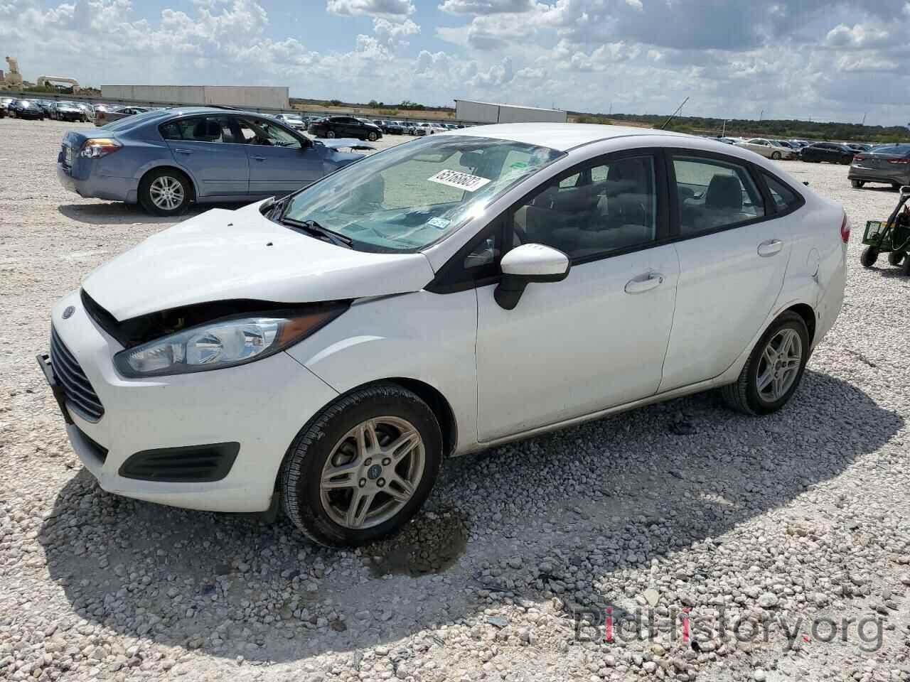 Photo 3FADP4BJ5KM119775 - FORD FIESTA 2019