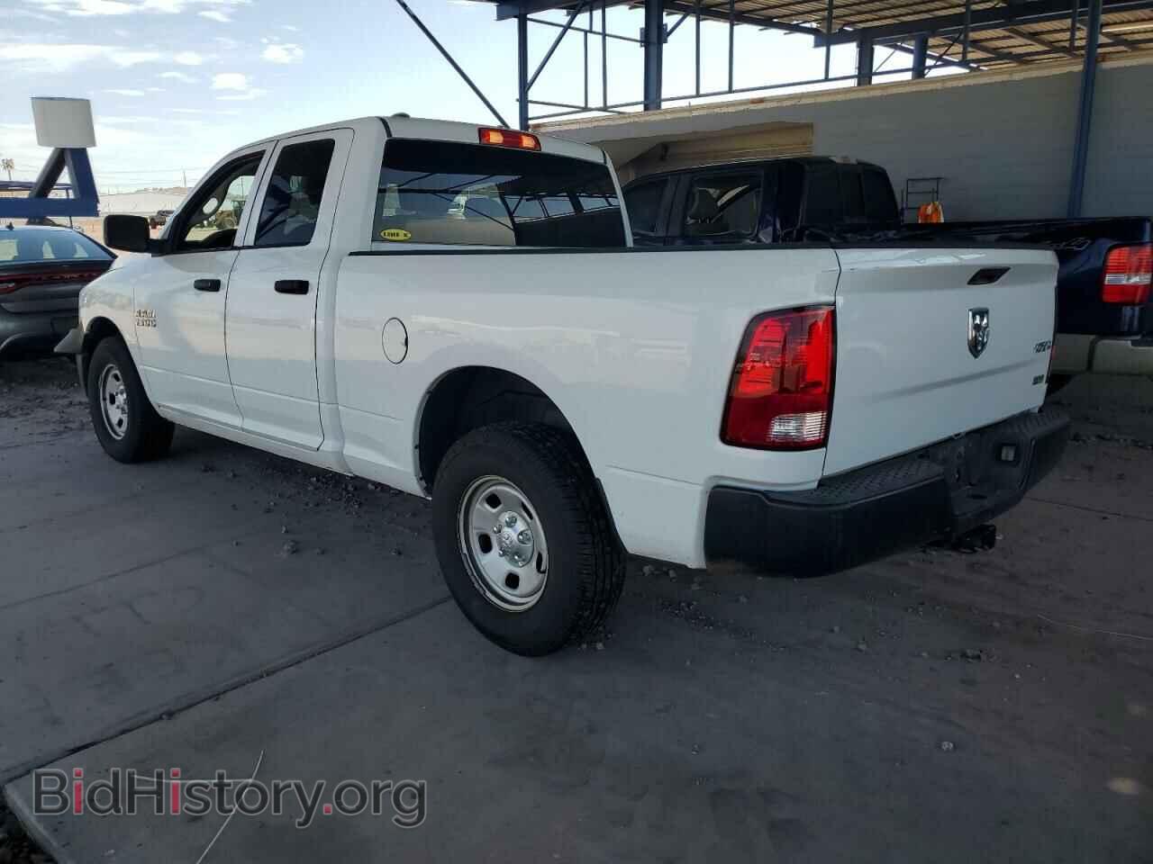 2018 RAM 1500 - VIN: 1C6RR7FG9JS297129 - Фото 2