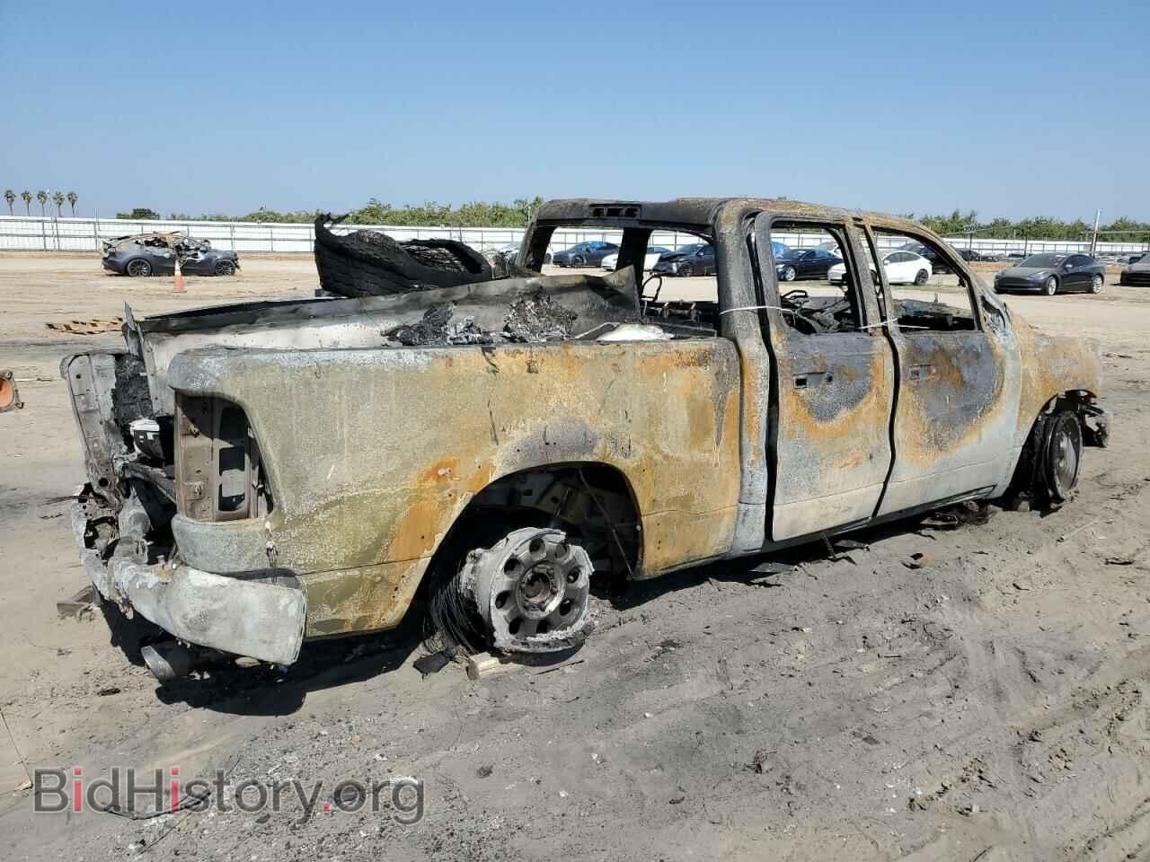 2019 RAM 1500 - VIN: 1C6SRFET5KN687137 - Фото 3