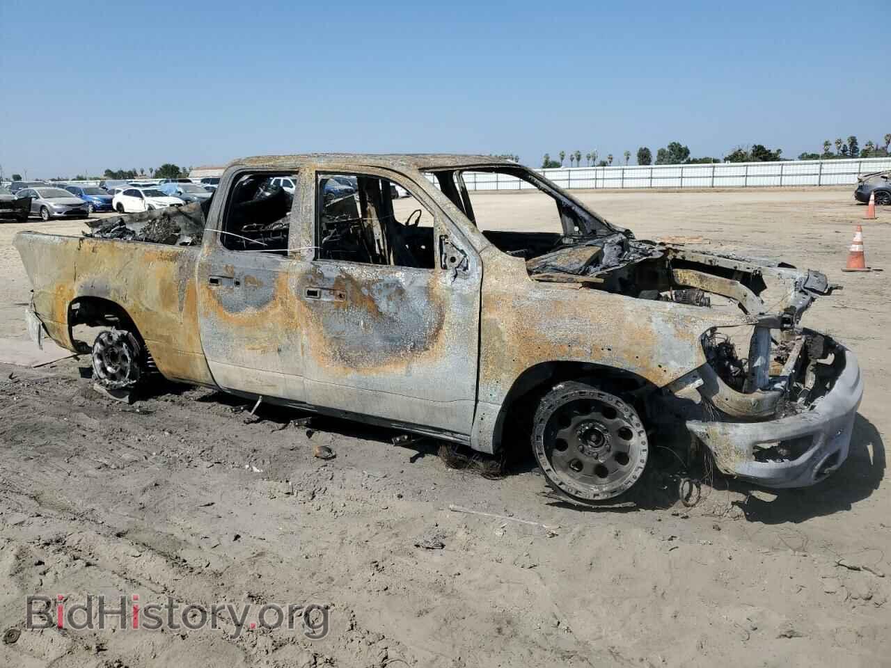 2019 RAM 1500 - VIN: 1C6SRFET5KN687137 - Фото 4