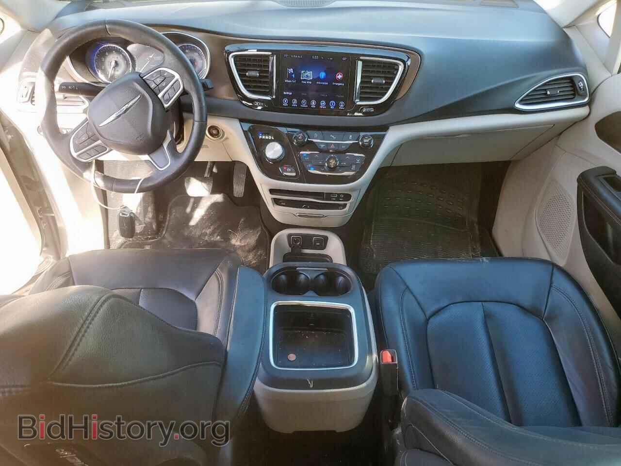 2017 CHRYSLER PACIFICA - VIN: 2C4RC1EG2HR722002 - Photo 8