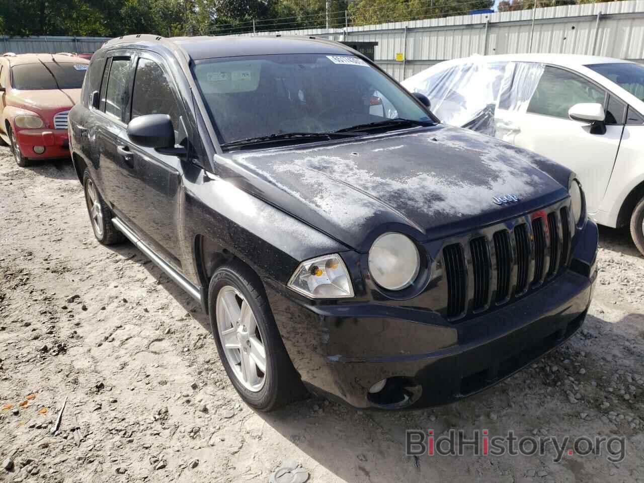 Фотография 1J8FT47W87D161310 - JEEP COMPASS 2007