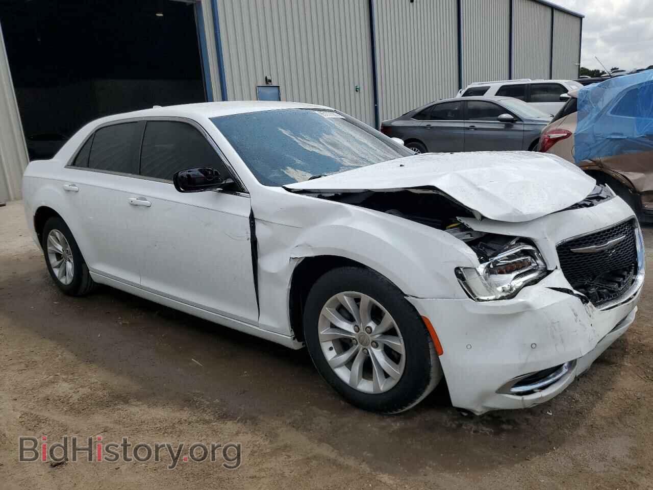 2015 CHRYSLER 300 - VIN: 2C3CCAAG2FH859704 - Фото 4