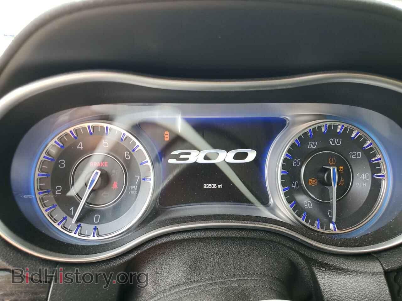 2015 CHRYSLER 300 - VIN: 2C3CCAAG2FH859704 - Фото 9