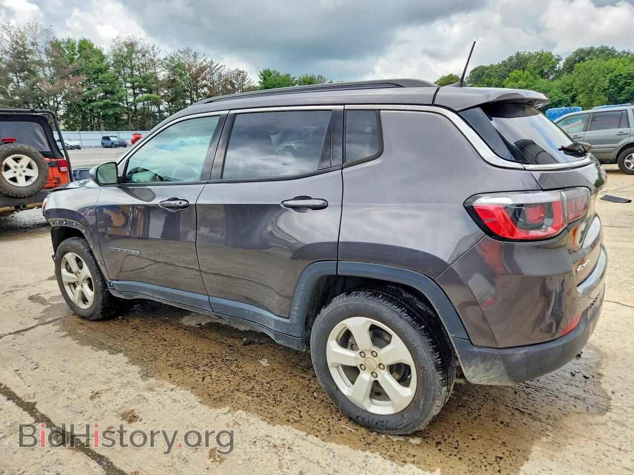2019 JEEP COMPASS - VIN: 3C4NJDBB1KT678917 - Photo 2