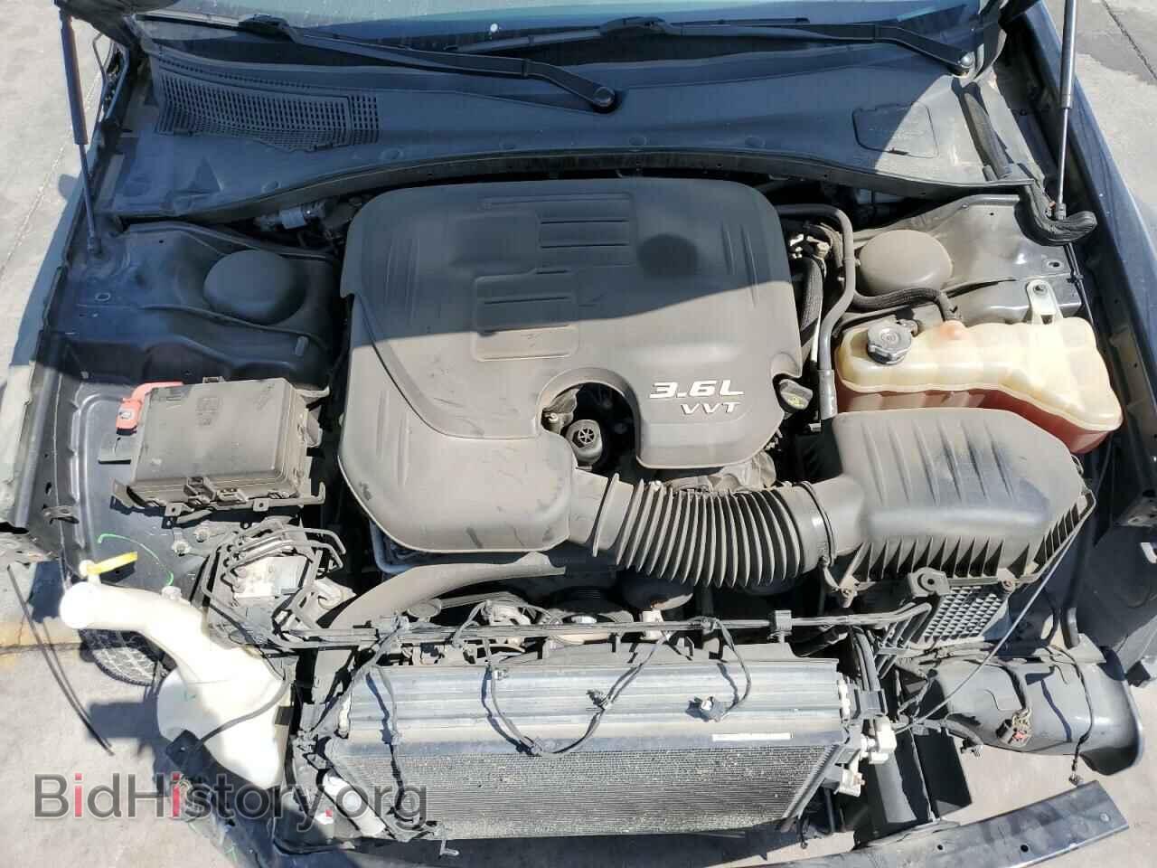 2016 CHRYSLER 300 - VIN: 2C3CCAAG3GH106345 - Фото 11