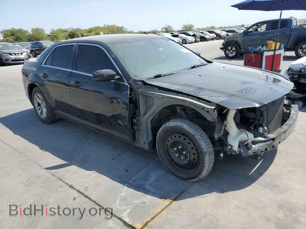 2016 CHRYSLER 300 - VIN: 2C3CCAAG3GH106345 - Фото 4