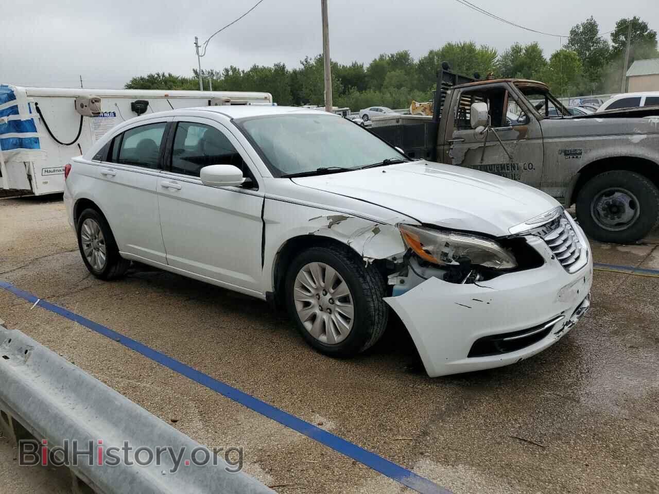 2014 CHRYSLER 200 - VIN: 1C3CCBAB3EN213331 - Фото 4