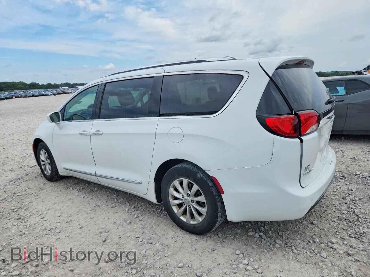 2018 CHRYSLER PACIFICA - VIN: 2C4RC1EG4JR108171 - Photo 2