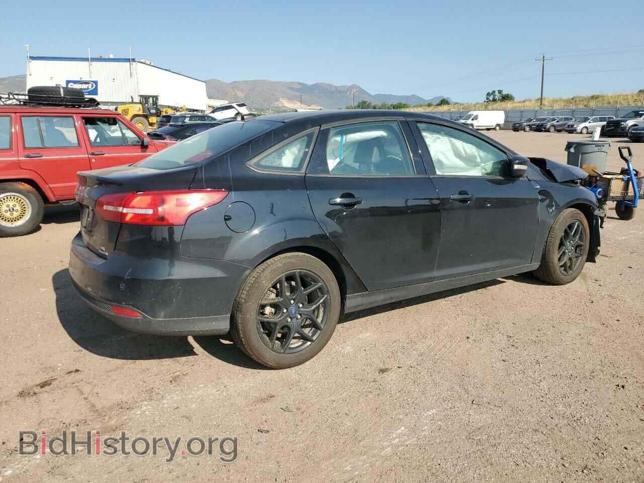 2016 FORD FOCUS - VIN: 1FADP3F2XGL325700 - Фото 3
