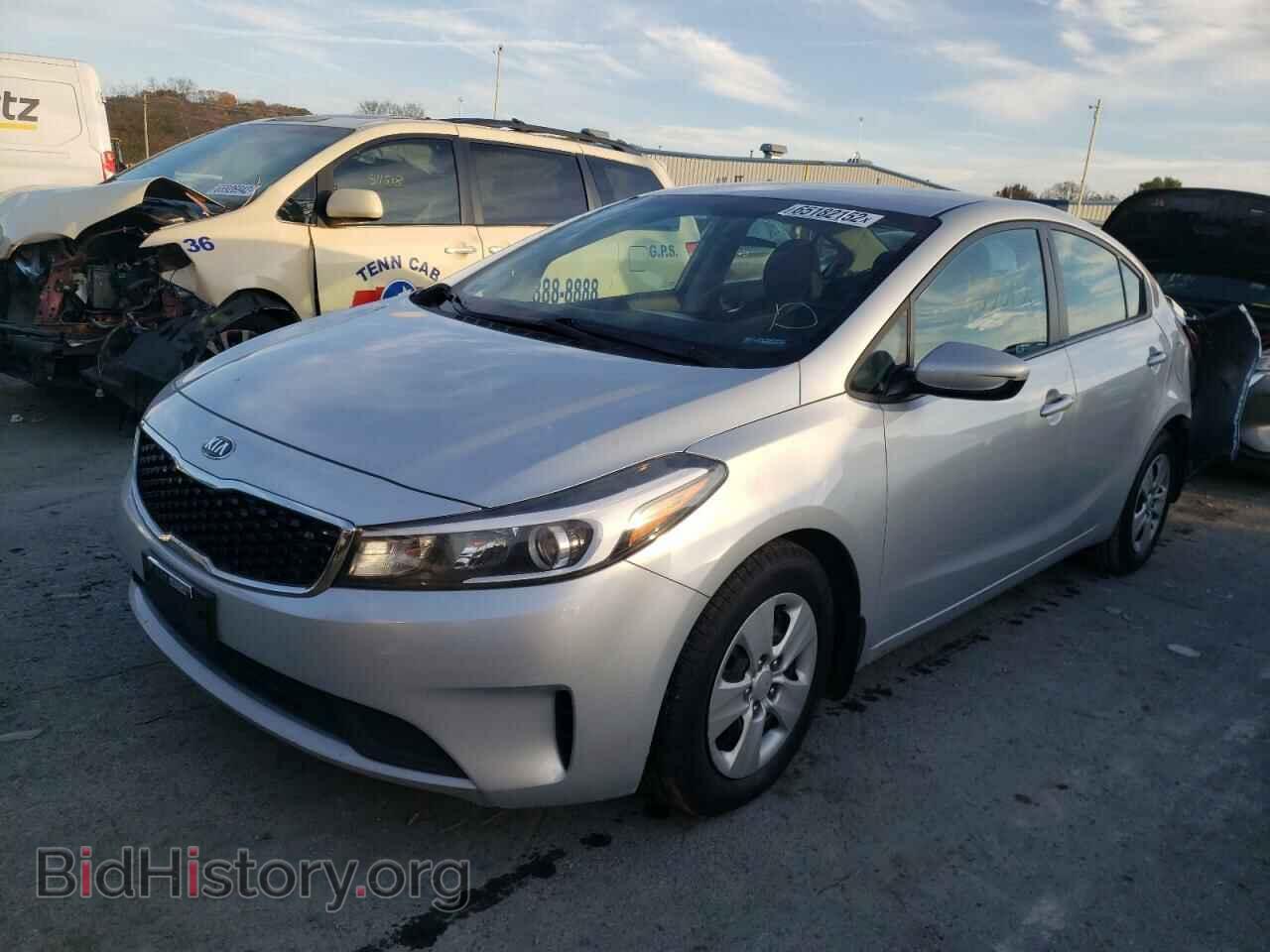 2017 KIA FORTE - VIN: 3KPFL4A71HE067164 - Фото 2