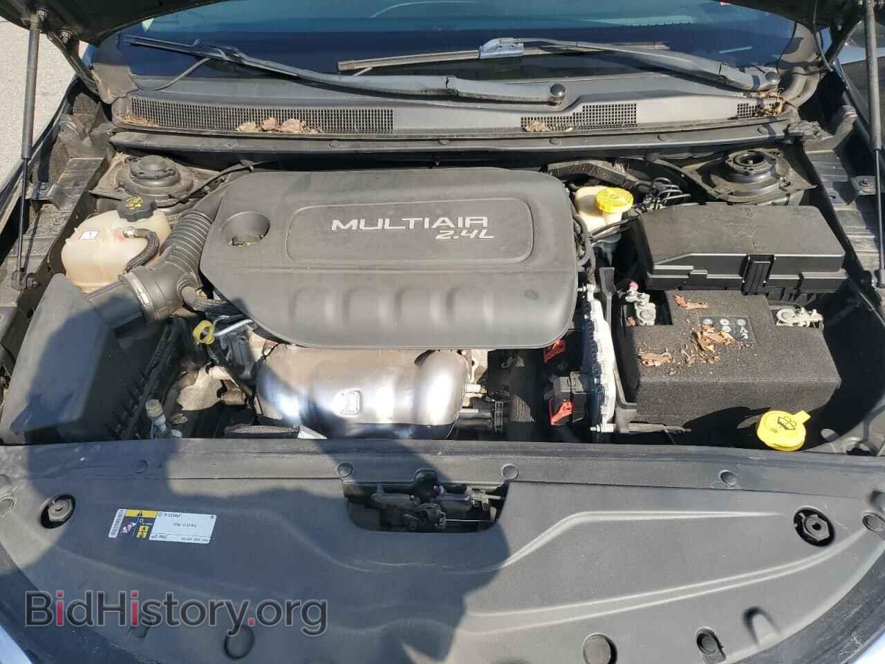 2015 CHRYSLER 200 - VIN: 1C3CCCAB6FN542497 - Фото 11