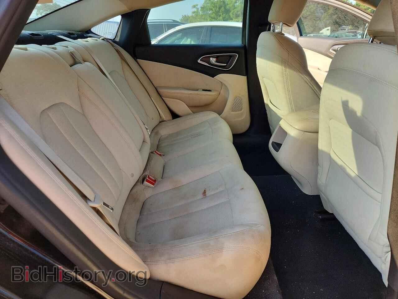 2016 CHRYSLER 200 - VIN: 1C3CCCAB1GN108053 - Фото 10