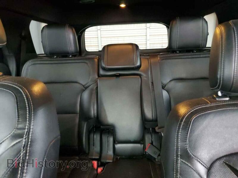2018 Ford EXPLORER (VIN 1FM5K8F81JGB67127) — photo 10 of 13
