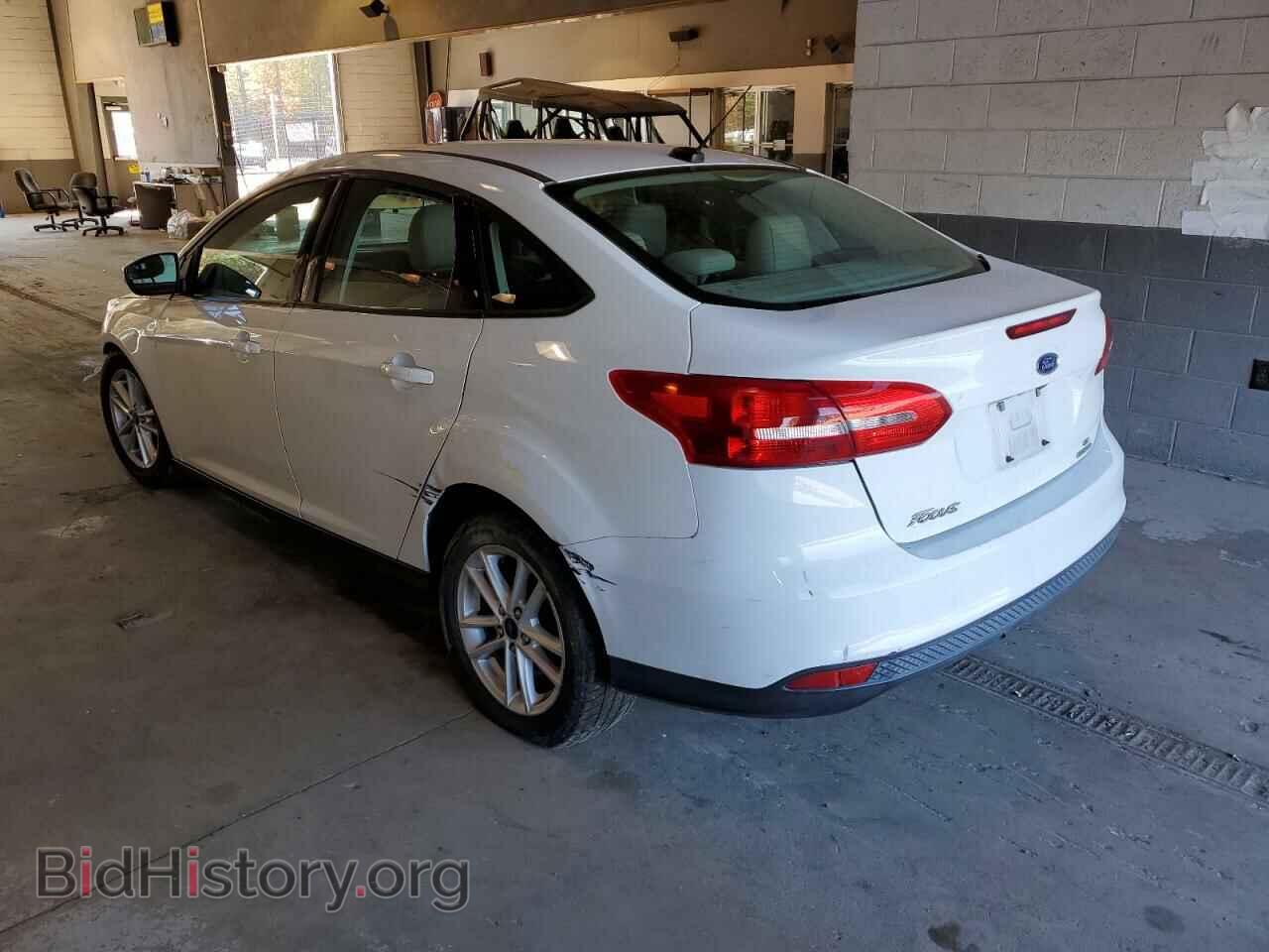 2016 FORD FOCUS - VIN: 1FADP3F24GL386072 - Фото 3