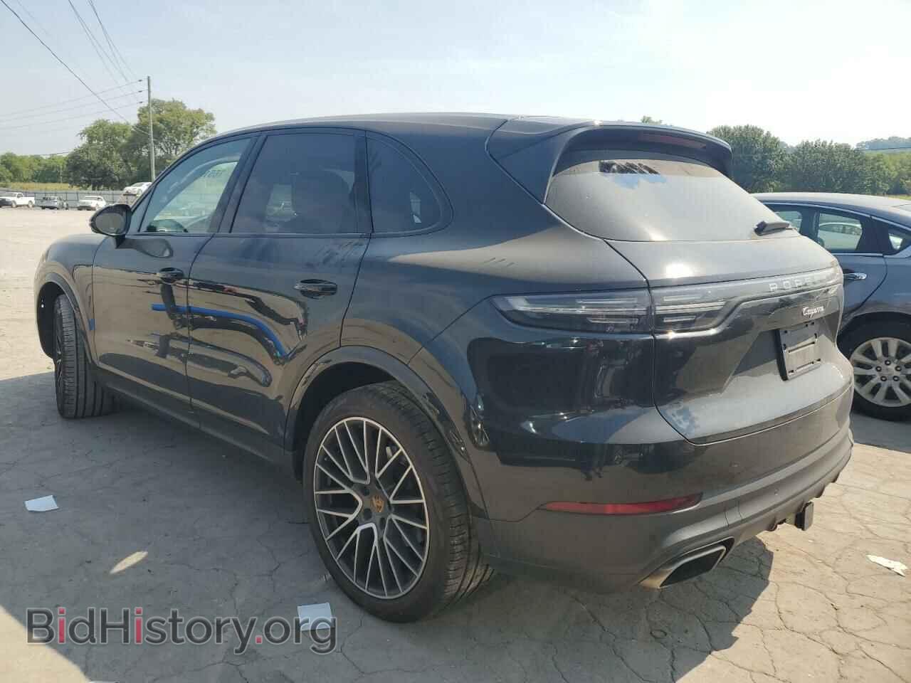 2019 PORSCHE CAYENNE - VIN: WP1AA2AY3KDA15023 - Photo 2