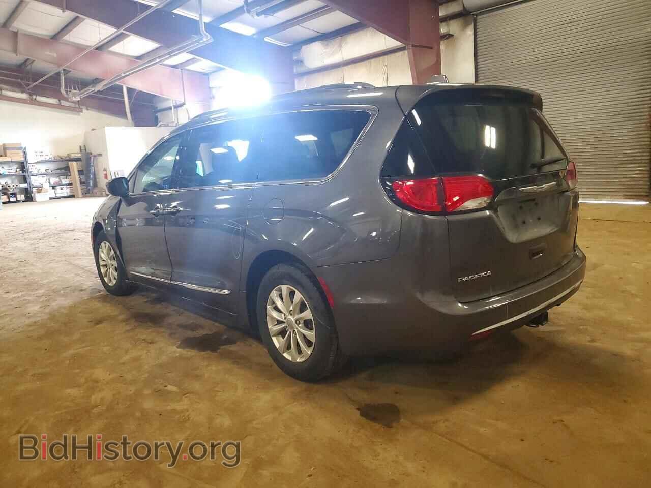2018 CHRYSLER PACIFICA - VIN: 2C4RC1EG5JR315135 - Photo 2