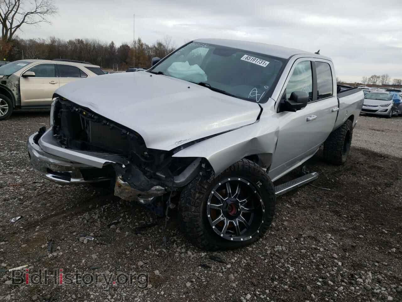 2019 RAM 1500 - VIN: 1C6RR7TTXKS587883 - Фото 2