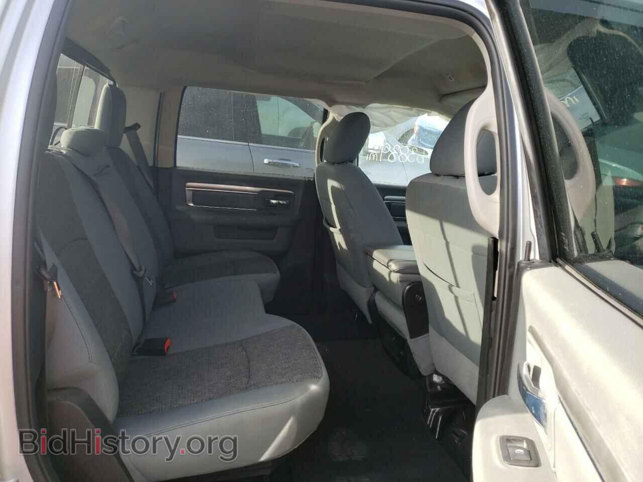2019 RAM 1500 - VIN: 1C6RR7TTXKS587883 - Фото 6