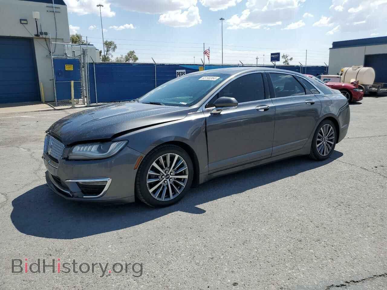 Photo 3LN6L5A93HR609604 - LINCOLN MKZ 2017