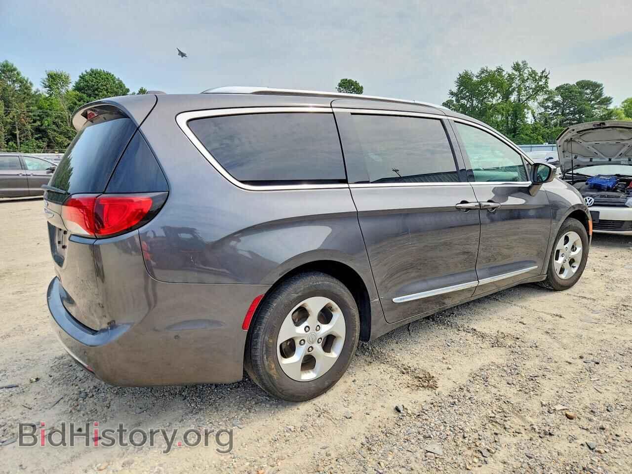 2017 CHRYSLER PACIFICA - VIN: 2C4RC1EG5HR757326 - Photo 3