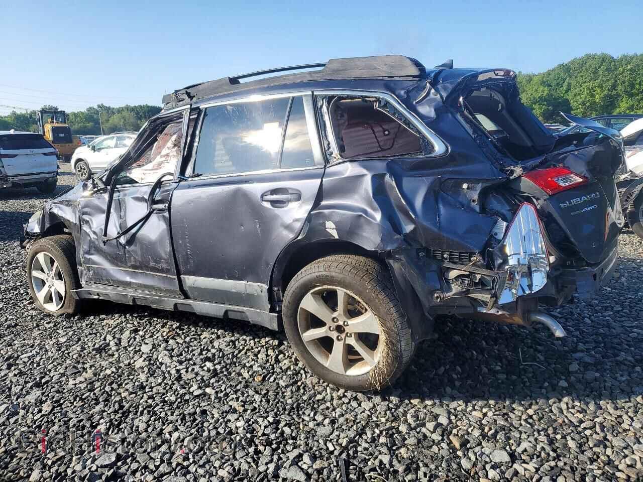 2014 SUBARU OUTBACK - VIN: 4S4BRBDC0E3273374 - Фото 2