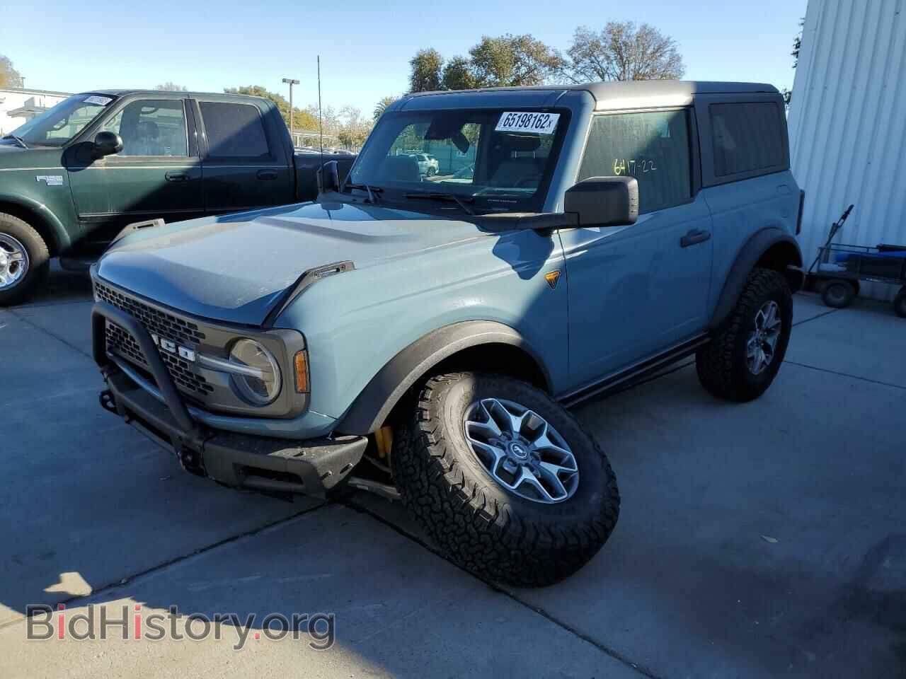 2022 FORD BRONCO - VIN: 1FMDE5CH2NLA75754 - Photo 2