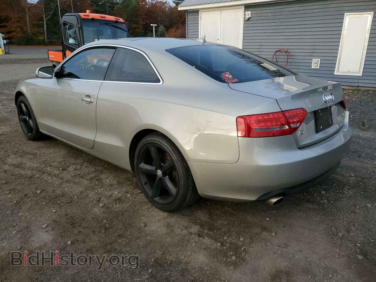 2010 AUDI A5 - VIN: WAUVKAFR9AA060637 - Фото 3