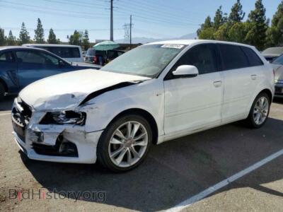 2012 Audi A3 Premium, белый — VIN WAUBJAFM2CA046155, Copart