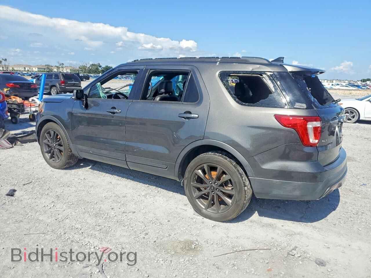 2017 FORD EXPLORER - VIN: 1FM5K7D82HGA51152 - Photo 2