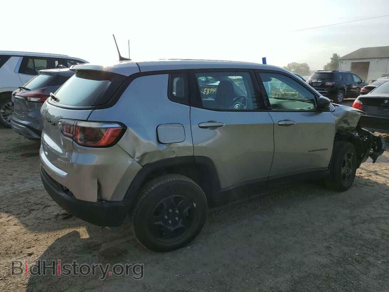 2018 JEEP COMPASS - VIN: 3C4NJDAB0JT241197 - Photo 3